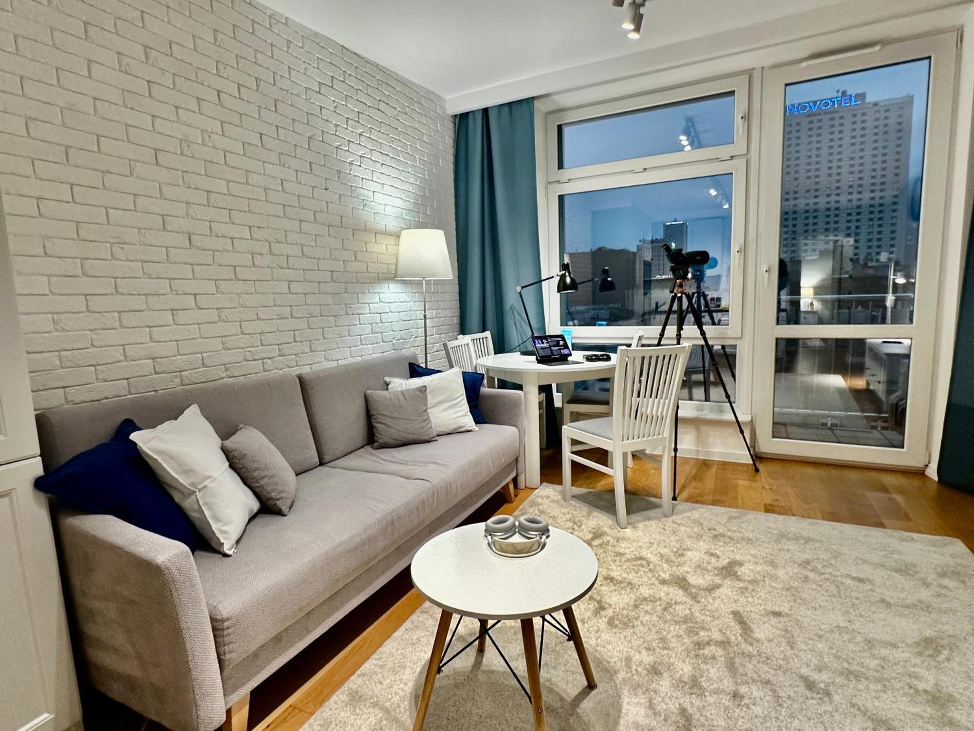 Apartament Smyk Wifi 1gbs 70tv Max Appletv Netflix Warszawa