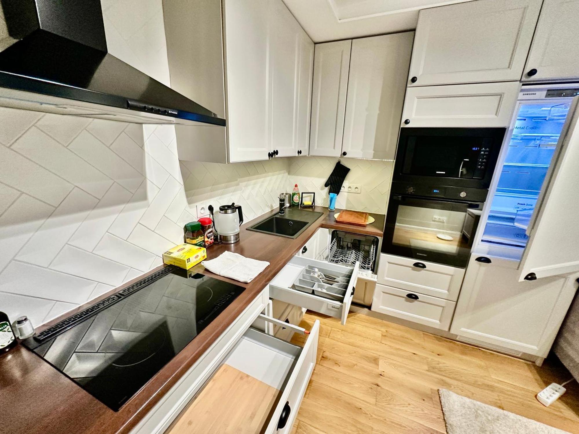 Apartament Smyk Wifi 1gbs 70tv Max Appletv Netflix Warszawa