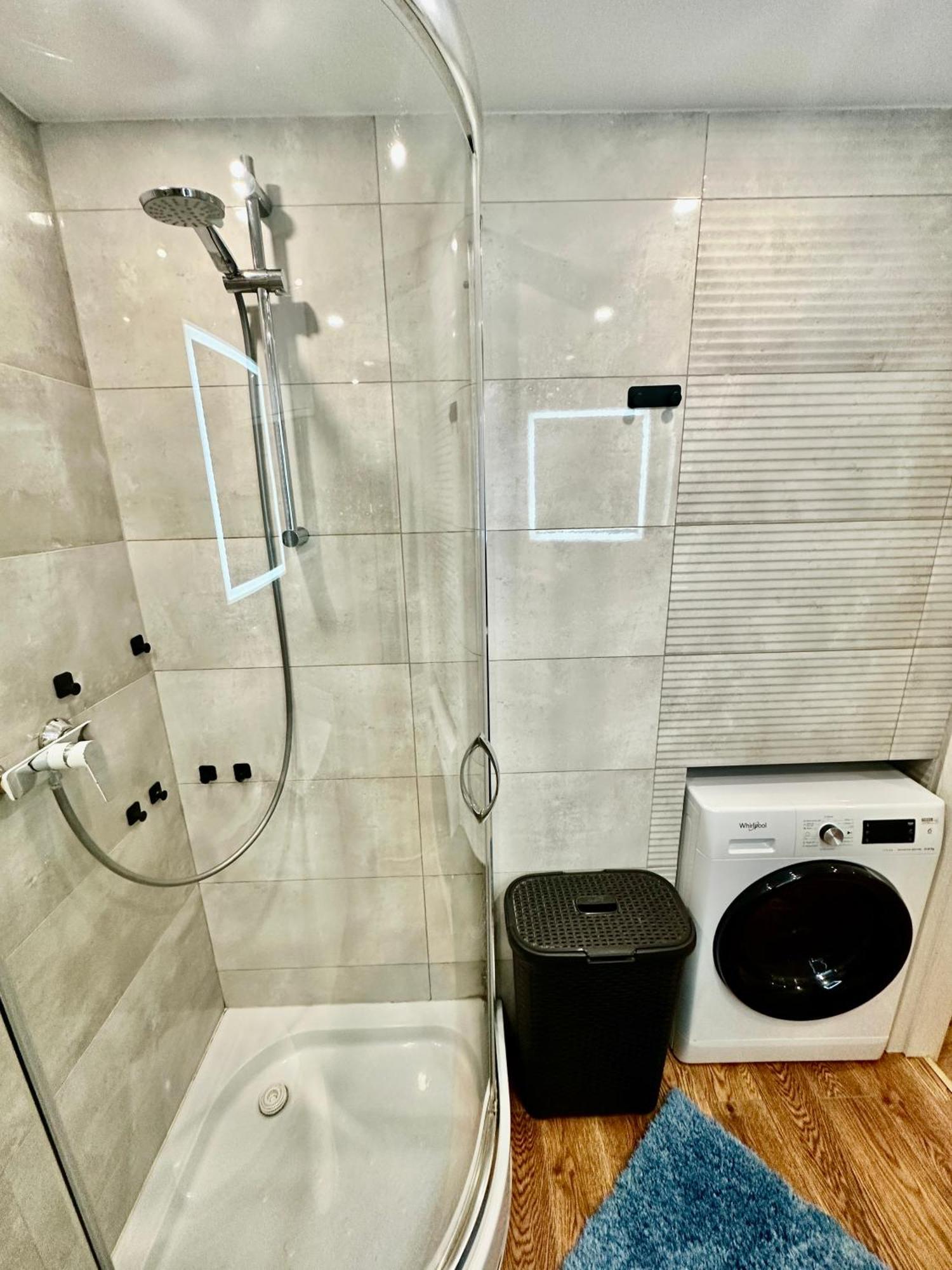 Apartament Smyk Wifi 1gbs 70tv Max Appletv Netflix